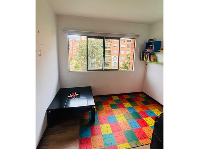 Apartamento de 4 alcobas en venta en Ciudad Salitre Oriental, Bogotá, 98 m² · foto 8 de 9