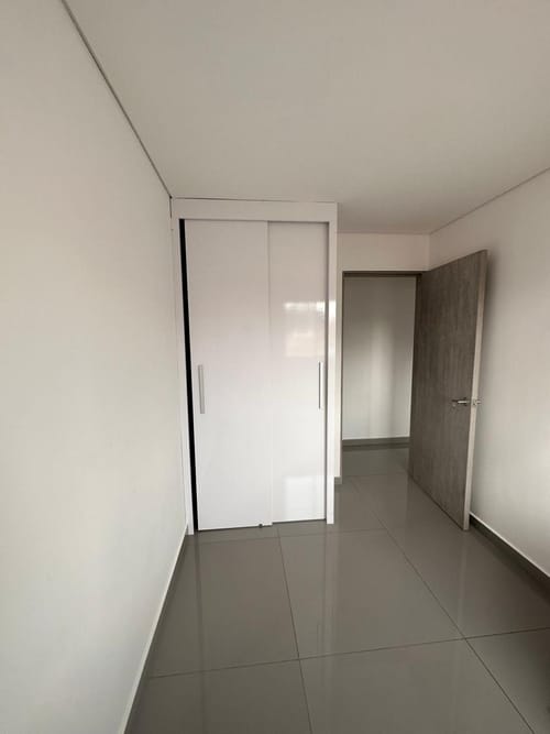 Apartamento de 3 alcobas en venta en El Porvenir, Rionegro, 72 m² · foto 6 de 11