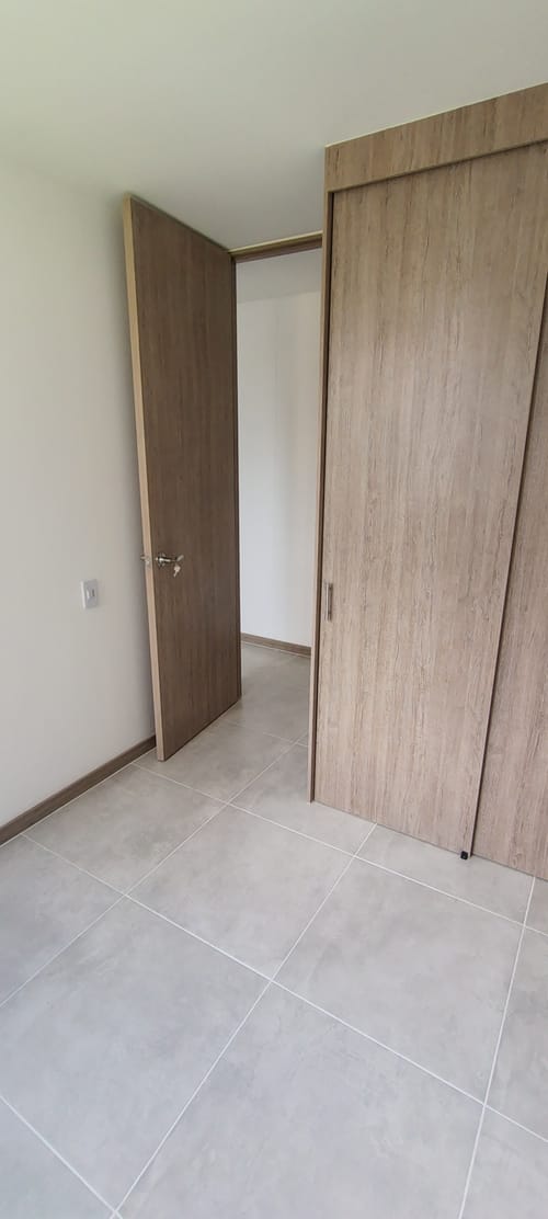 Apartamento de 3 alcobas en venta en San Nicolas, La Ceja, 80 m² · foto 12 de 19