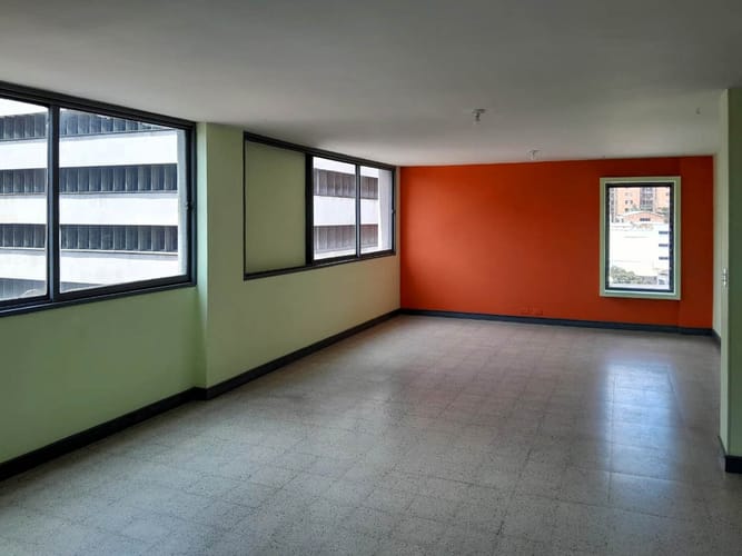 Apartamento de 4 alcobas en venta en La Candelaria, Medellín, 158 m² · foto 4 de 24