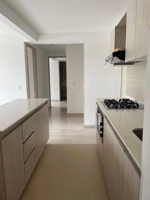 Apartamento de 2 alcobas en venta en Rionegro, 66 m² · foto 1 de 11