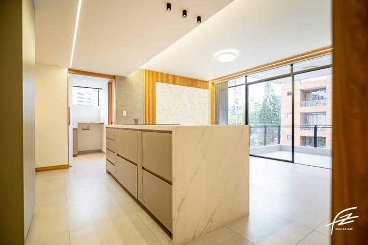 Apartamento de 4 alcobas en venta en El Poblado, Medellín, 110 m² · foto 10 de 24