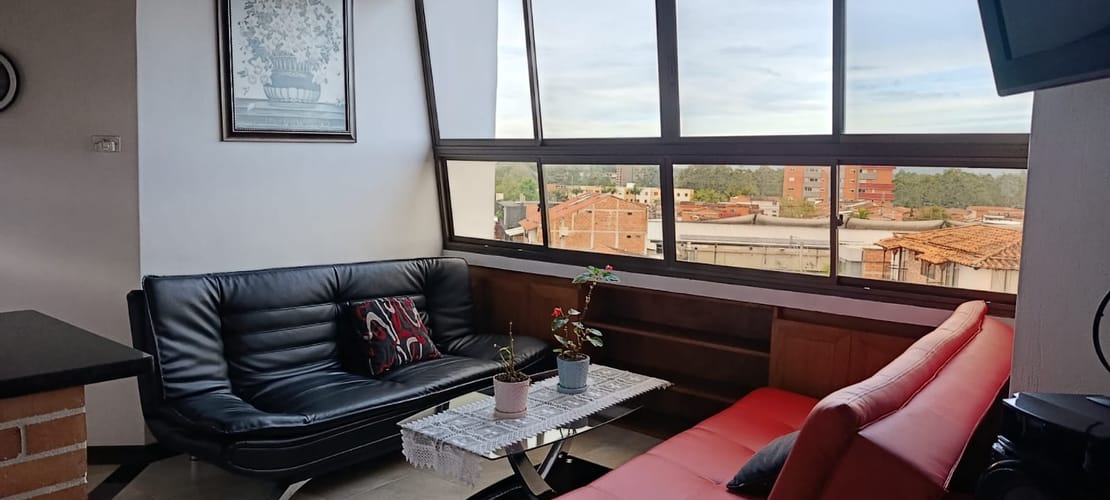 Apartamento de 1 alcoba en venta en Rionegro, 52 m² · foto 3 de 9