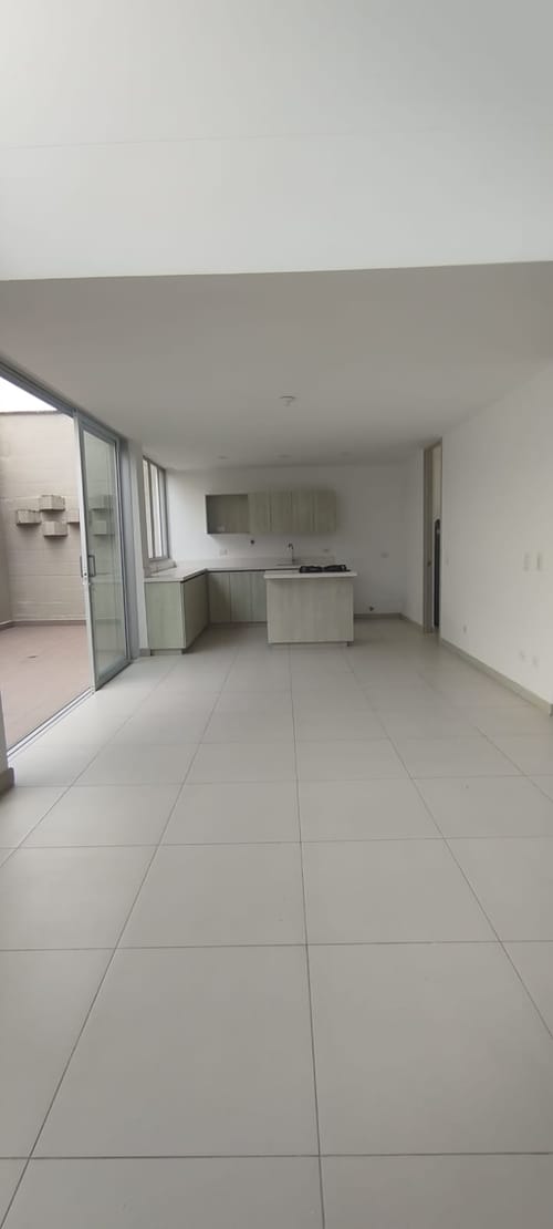 Casa de 3 alcobas en venta en El Porvenir, Rionegro, 176 m² · foto 3 de 16