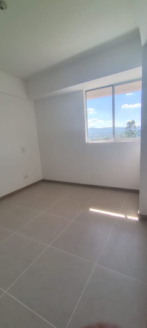 Apartamento de 2 alcobas en venta en La Industrial, Marinilla, 52 m² · foto 7 de 20