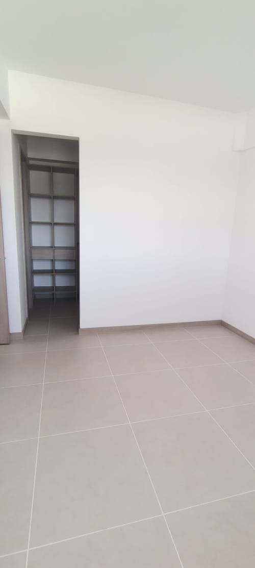Apartamento de 2 alcobas en venta en La Industrial, Marinilla, 52 m² · foto 8 de 20