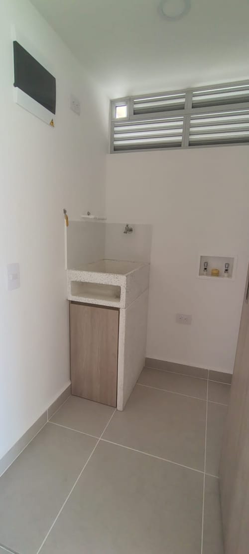 Apartamento de 2 alcobas en venta en La Industrial, Marinilla, 52 m² · foto 11 de 20