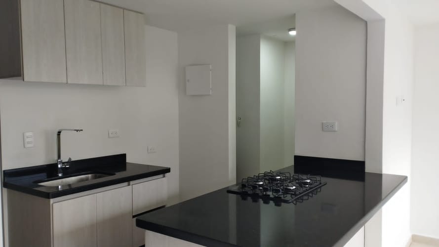 Apartamento de 3 alcobas en venta en El Porvenir, Rionegro, 48 m² · foto 2 de 9