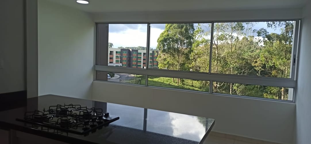 Apartamento de 3 alcobas en venta en El Porvenir, Rionegro, 48 m² · foto 4 de 9