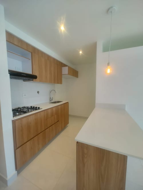 Apartamento de 3 alcobas en venta en El Porvenir, Rionegro, 54 m² · foto 3 de 11