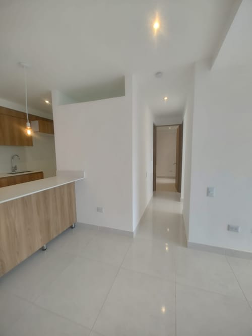 Apartamento de 3 alcobas en venta en El Porvenir, Rionegro, 54 m² · foto 4 de 11