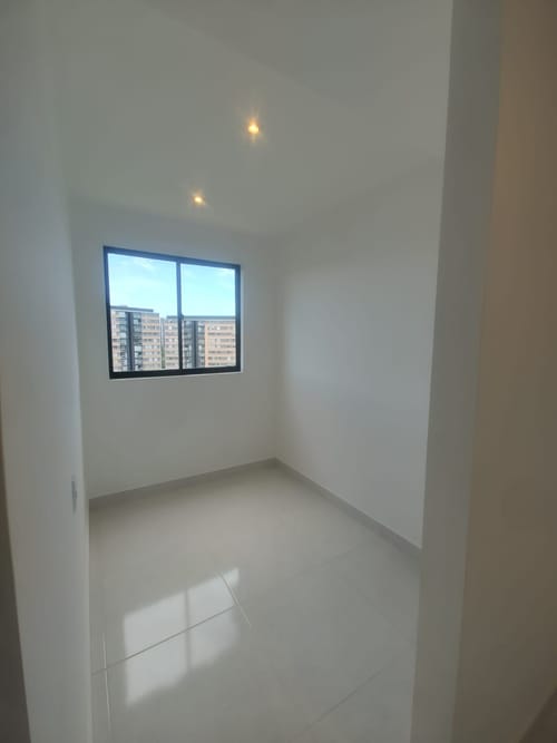 Apartamento de 3 alcobas en venta en El Porvenir, Rionegro, 54 m² · foto 6 de 11