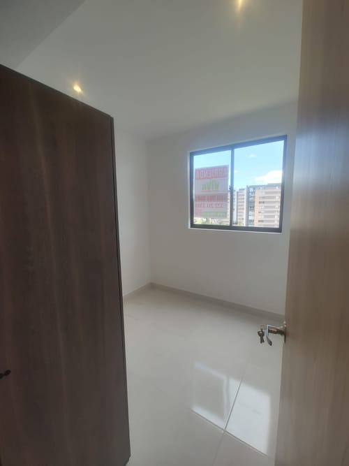 Apartamento de 3 alcobas en venta en El Porvenir, Rionegro, 54 m² · foto 7 de 11