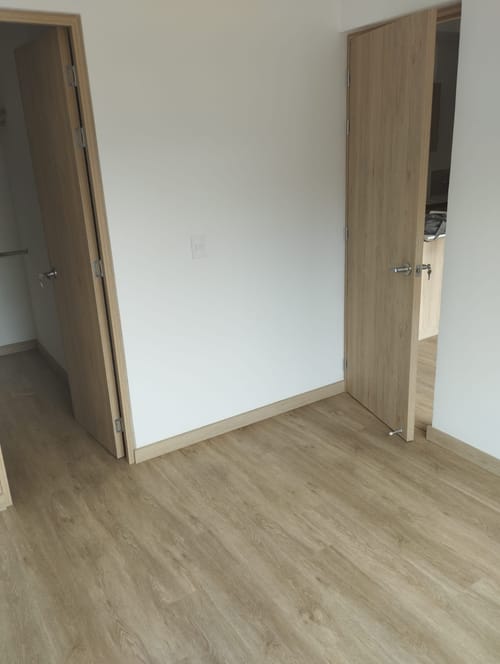 Apartamento de 2 alcobas en venta en El Porvenir, Rionegro, 57 m² · foto 2 de 16