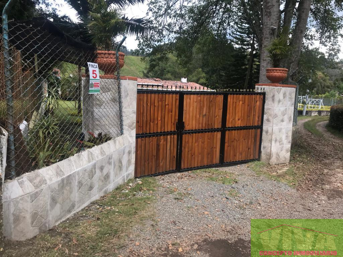 Finca en venta en Guarne, 3800 m² · foto 6 de 20