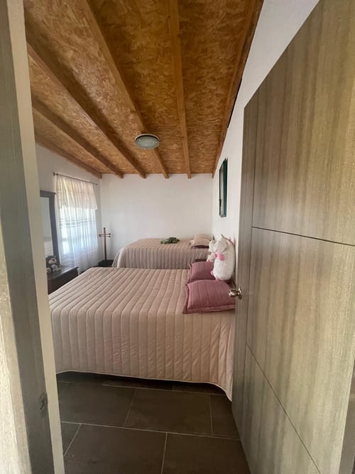 Casa de 5 alcobas en venta en La Ceja, 380 m² · foto 6 de 8