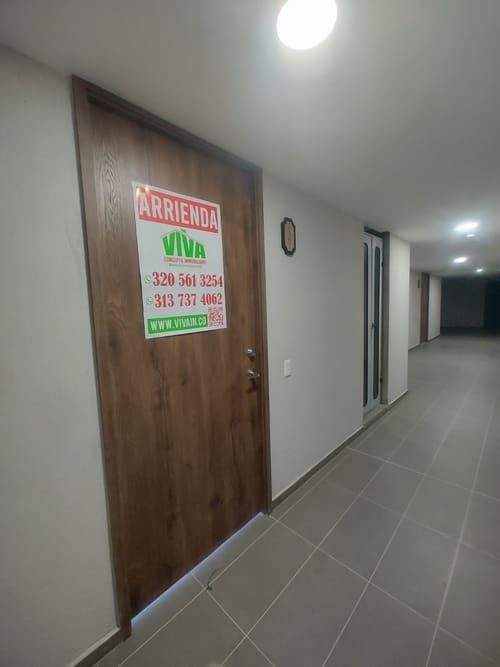 Apartamento de 2 alcobas en venta en El Porvenir, Rionegro, 84 m² · foto 2 de 18