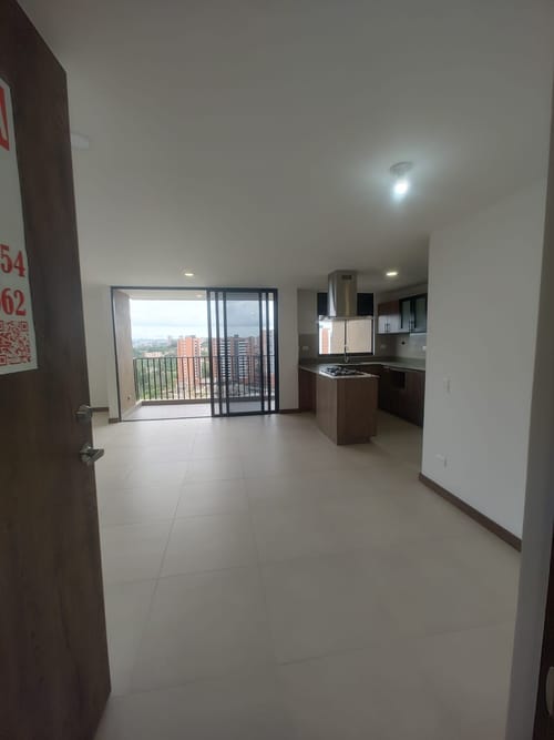 Apartamento de 2 alcobas en venta en El Porvenir, Rionegro, 84 m² · foto 4 de 18