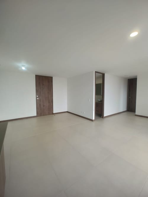 Apartamento de 2 alcobas en venta en El Porvenir, Rionegro, 84 m² · foto 7 de 18
