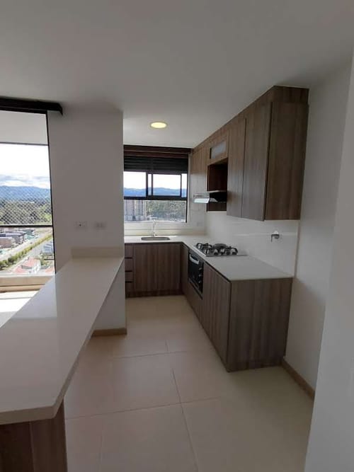 Apartamento de 3 alcobas en venta en El Porvenir, Rionegro, 80 m² · foto 2 de 18