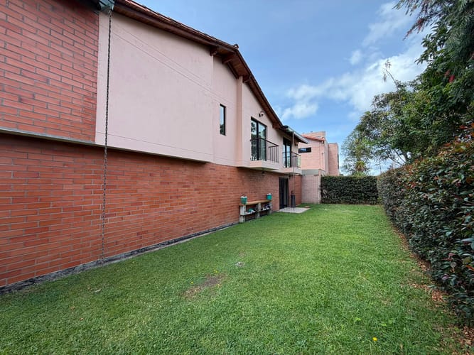 Casa de 3 alcobas en venta en El Porvenir, Rionegro, 120 m² · foto 2 de 20
