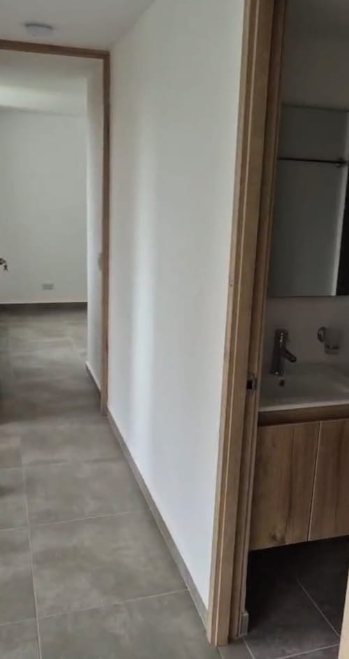 Apartamento de 2 alcobas en venta en Fontibon, Rionegro, 50 m² · foto 3 de 9