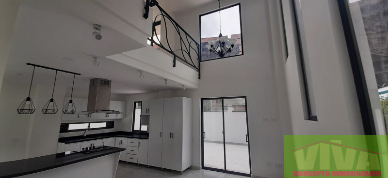 Casa de 4 alcobas en venta en El Porvenir, Rionegro, 240 m² · foto 11 de 14