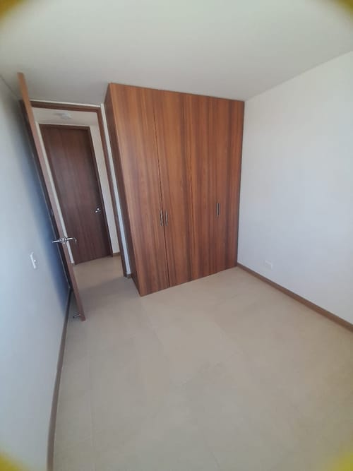 Apartamento de 3 alcobas en venta en El Porvenir, Rionegro, 69 m² · foto 9 de 19