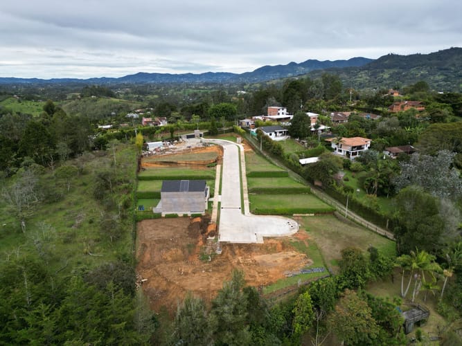 Lote en venta en Cabeceras De Llanogrande, Rionegro, 296 m² · foto 6 de 8
