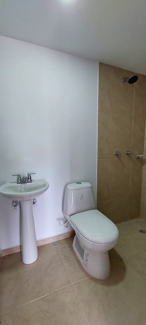 Apartamento de 1 alcoba en venta en La Industrial, Marinilla, 45 m² · foto 9 de 9
