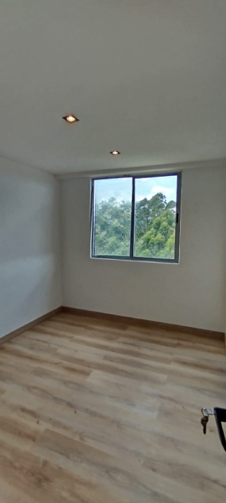 Apartamento de 3 alcobas en venta en El Porvenir, Rionegro, 86 m² · foto 14 de 19