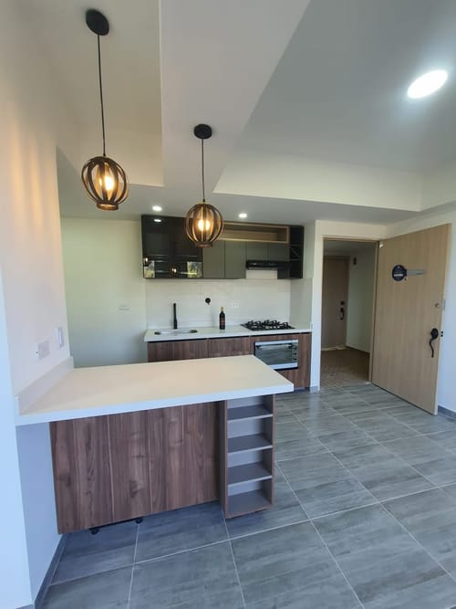 Apartamento de 2 alcobas en venta en Centro, Rionegro, 51 m² · foto 2 de 20