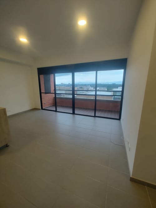 Apartamento de 3 alcobas en venta en El Porvenir, Rionegro, 76 m² · foto 3 de 15