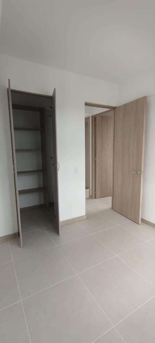 Apartamento de 3 alcobas en venta en La Industrial, Marinilla, 60 m² · foto 15 de 17