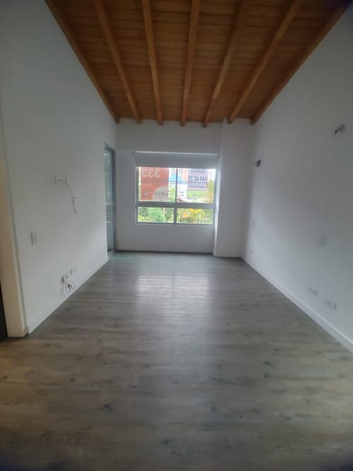 Casa de 4 alcobas en venta en El Porvenir, Rionegro, 287 m² · foto 14 de 20