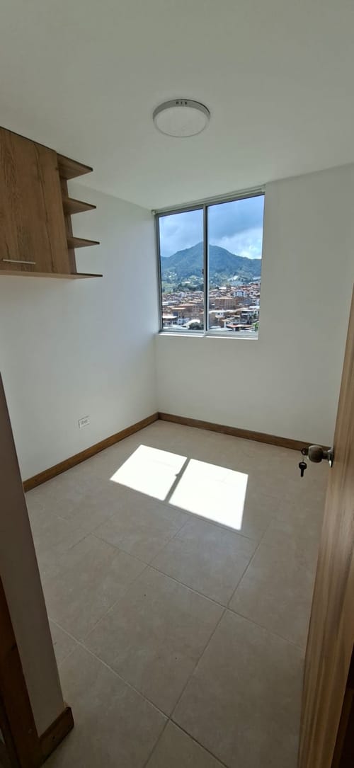 Apartamento de 3 alcobas en venta en El Carmen De Viboral, El Carmen de Viboral, 55 m² · foto 10 de 12