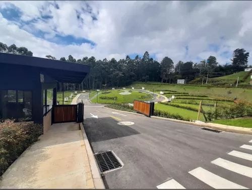 Lote en venta en El Porvenir, Rionegro, 212 m² · foto 4 de 6