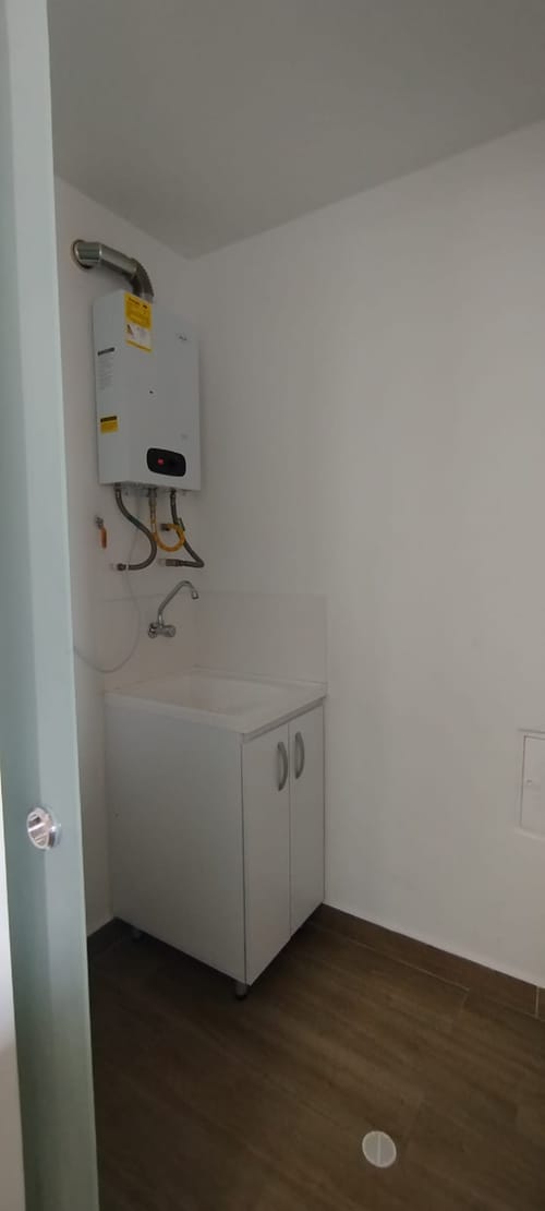 Apartamento de 2 alcobas en venta en El Porvenir, Rionegro, 77 m² · foto 3 de 16