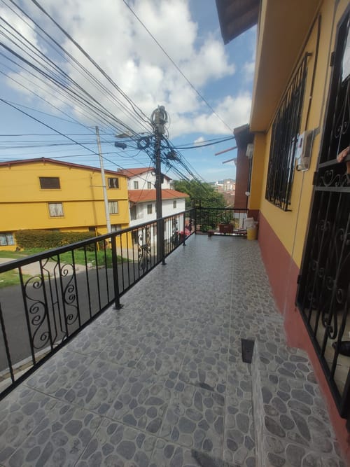 Casa de 2 alcobas en venta en El Porvenir, Rionegro, 48 m² · foto 3 de 12