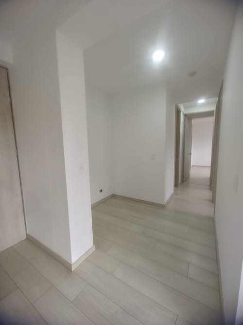 Apartamento de 3 alcobas en venta en Rionegro, 80 m² · foto 9 de 20