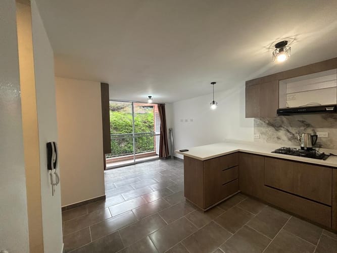 Apartamento de 2 alcobas en venta en La Ceja, 49 m² · foto 2 de 15
