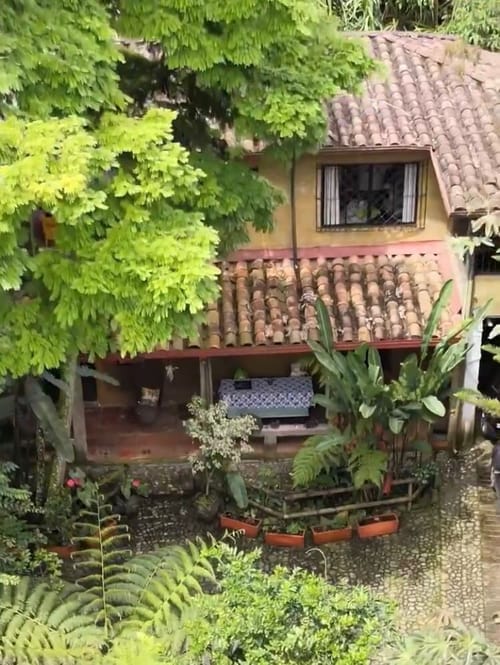 Casa de 6 alcobas en venta en Pueblo Viejo, La Estrella, 310 m² · foto 4 de 24
