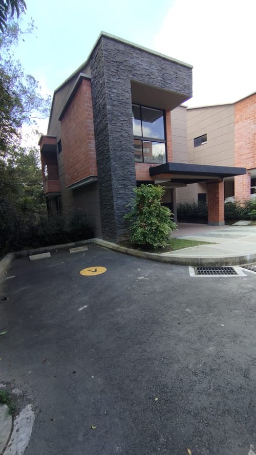 Casa de 2 alcobas en venta en El Retiro, 142 m² · foto 2 de 20
