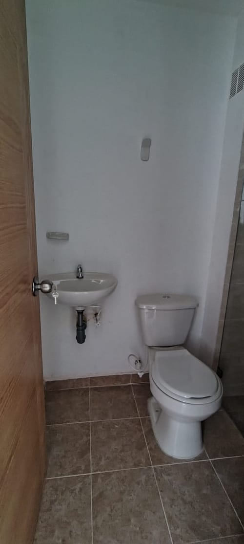 Apartamento de 3 alcobas en venta en El Porvenir, Rionegro, 52 m² · foto 3 de 20