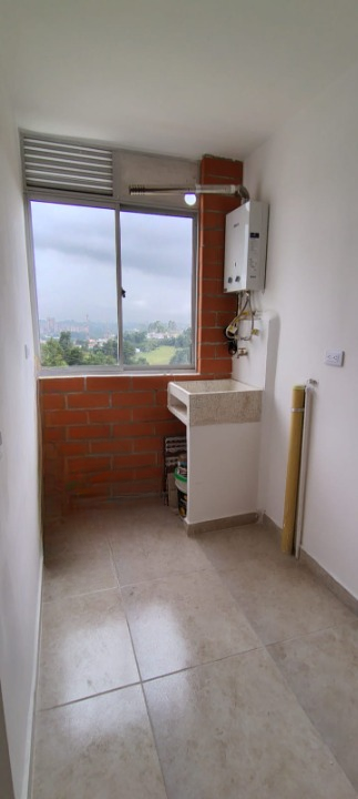 Apartamento de 3 alcobas en venta en El Porvenir, Rionegro, 52 m² · foto 15 de 20