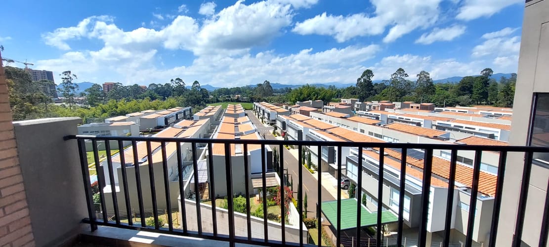 Apartamento de 2 alcobas en venta en El Porvenir, Rionegro, 82 m² · foto 3 de 18