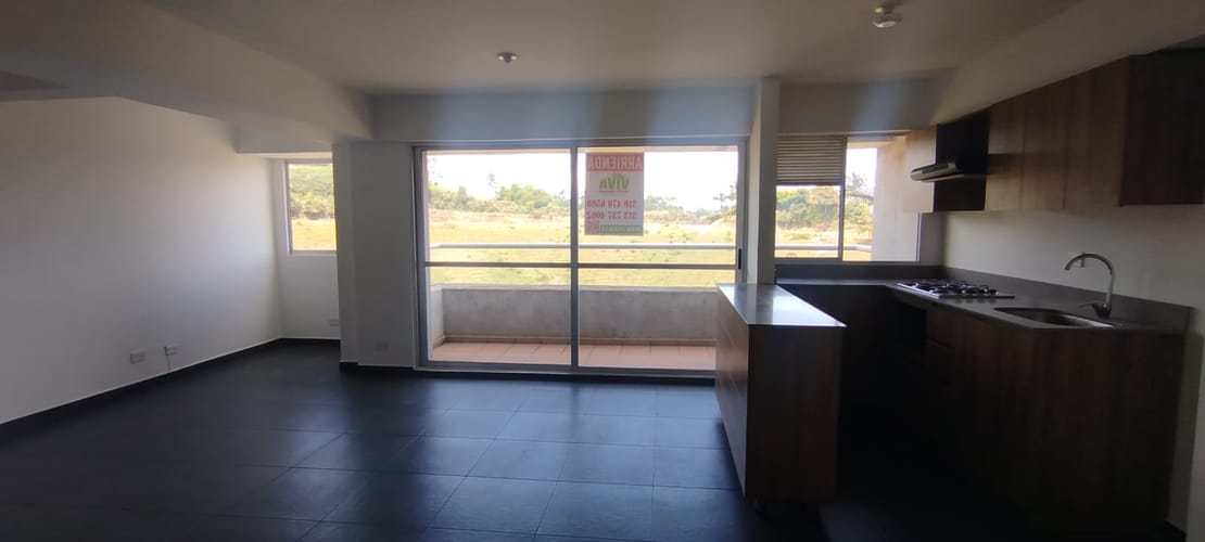 Apartamento de 2 alcobas en venta en La Industrial, Marinilla, 59 m² · foto 5 de 12
