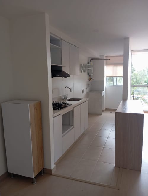 Apartamento de 2 alcobas en venta en La Industrial, Marinilla, 62 m² · foto 2 de 17