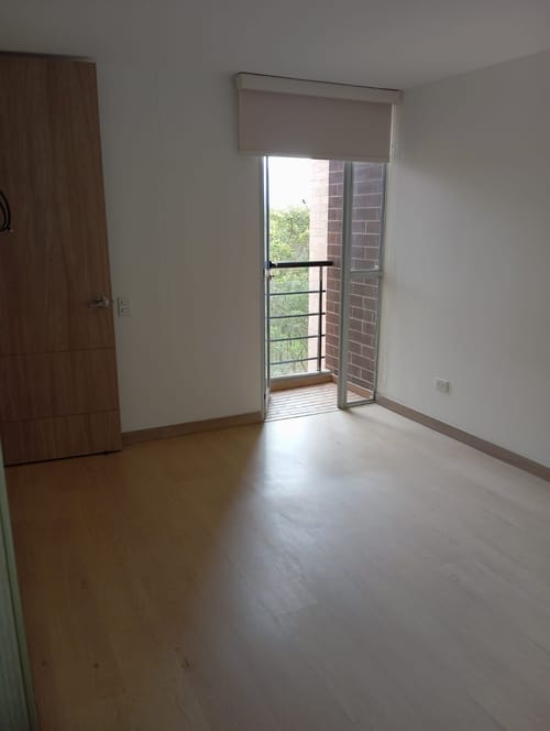 Apartamento de 2 alcobas en venta en La Industrial, Marinilla, 62 m² · foto 8 de 17