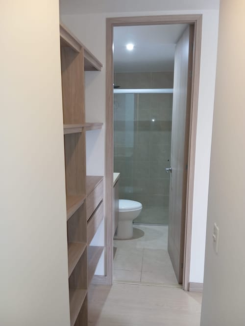 Apartamento de 2 alcobas en venta en La Industrial, Marinilla, 62 m² · foto 10 de 17